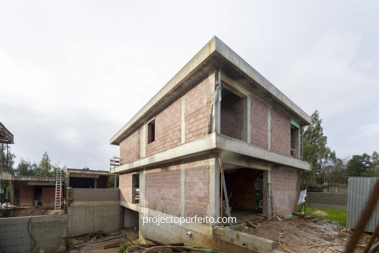 Moradia T3 para Venda em Vila de Cucujães Foto 6