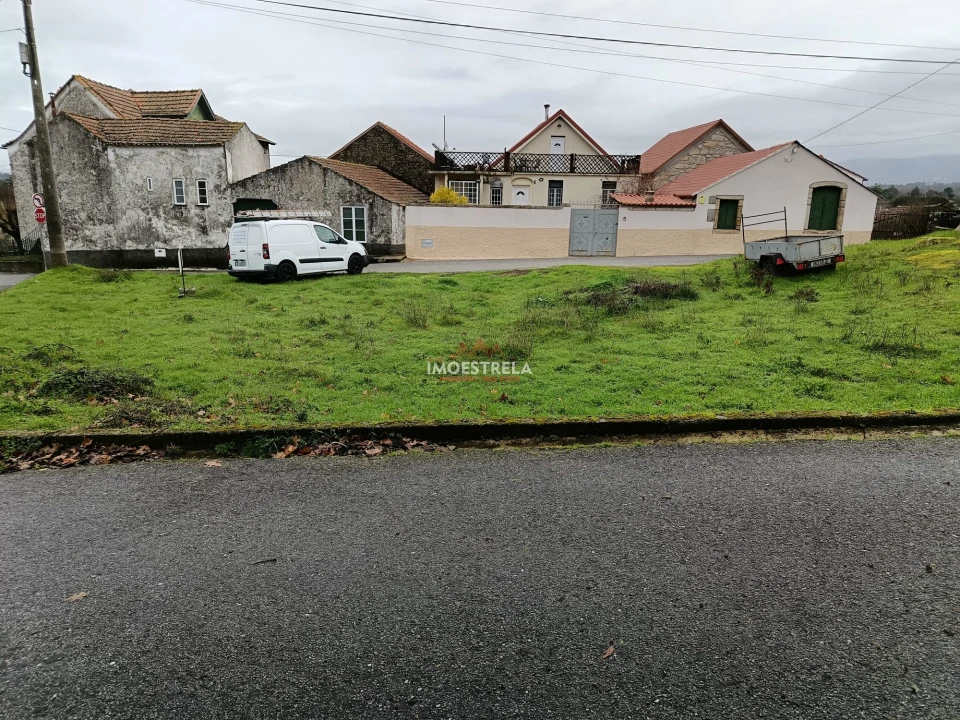 Terreno para Venda em Tourais e Lajes Foto 1