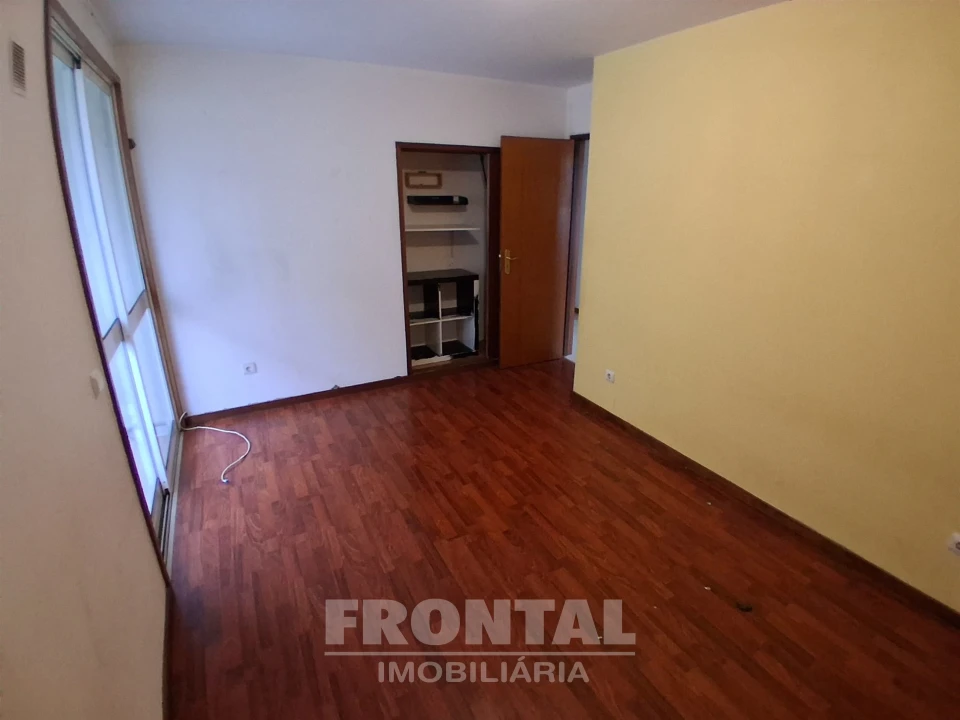 Apartamento T3 para Venda em Baguim do Monte (Rio Tinto) Foto 24