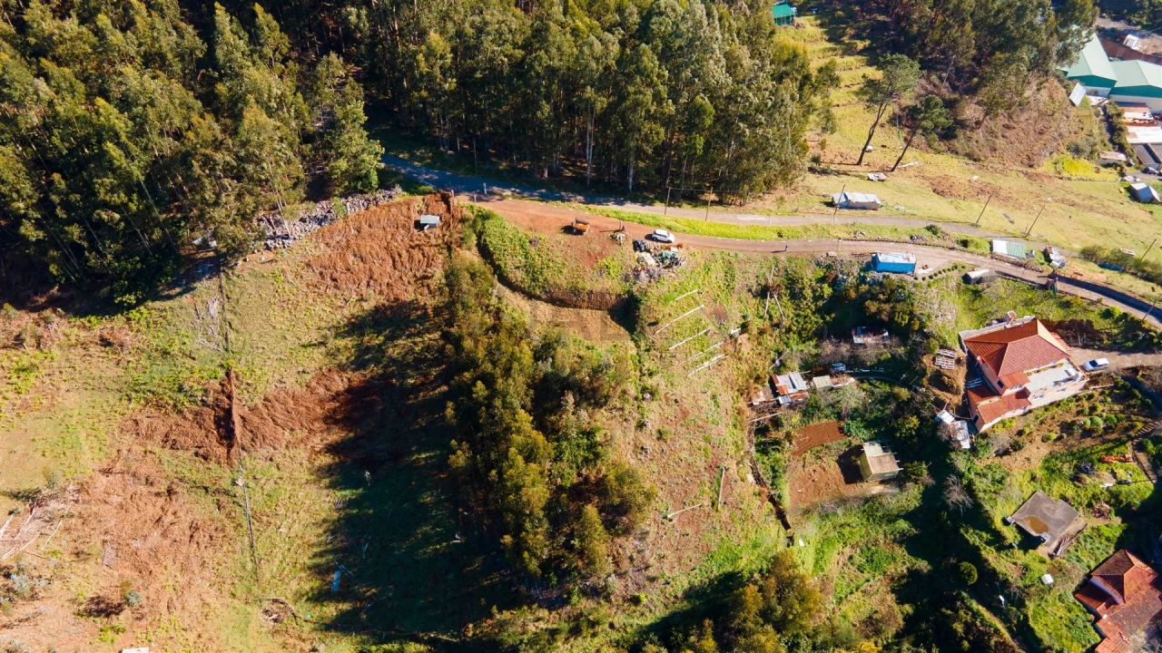 Terreno Agricola ou Rústico para Venda em Camacha Foto 3
