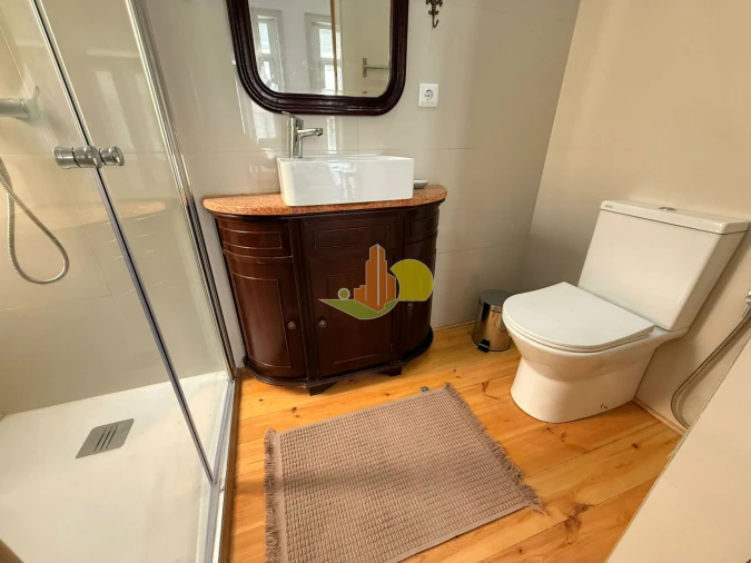 Moradia T8 para Venda em Buarcos Foto 41