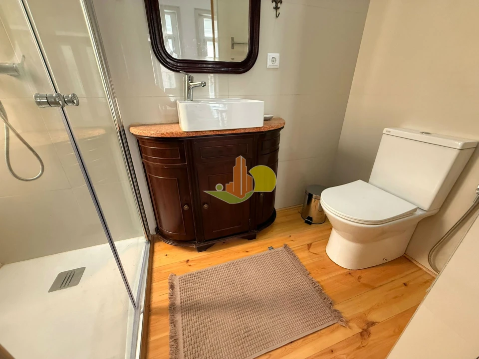 Moradia T8 para Venda em Buarcos Foto 41