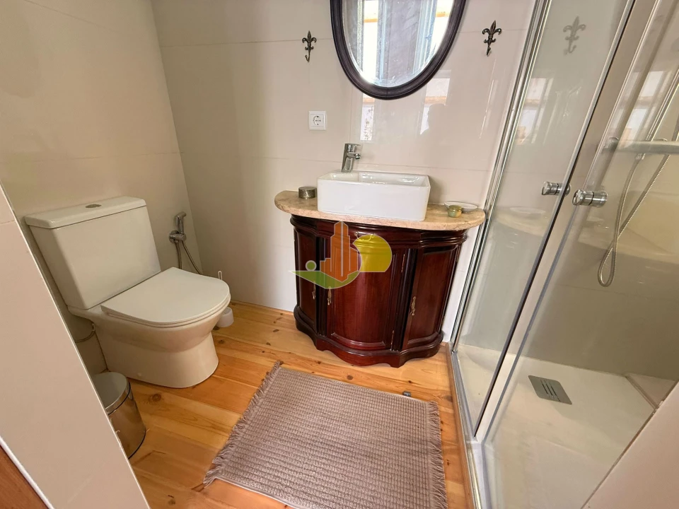 Moradia T8 para Venda em Buarcos Foto 46