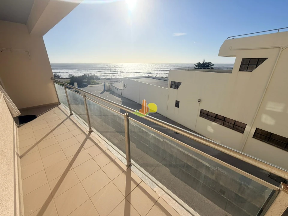 Apartamento T1 para Venda em Buarcos Foto 4