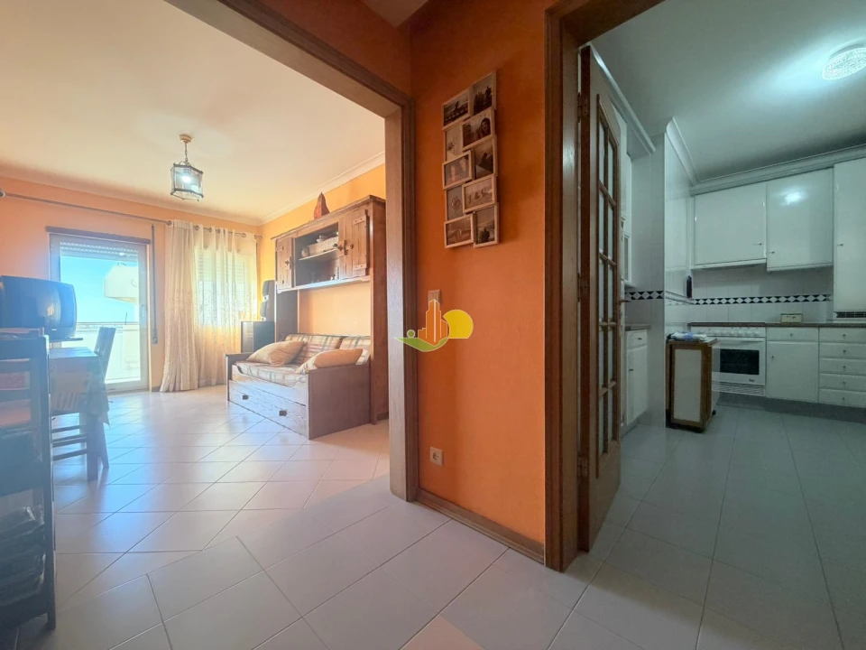 Apartamento T1 para Venda em Buarcos Foto 7