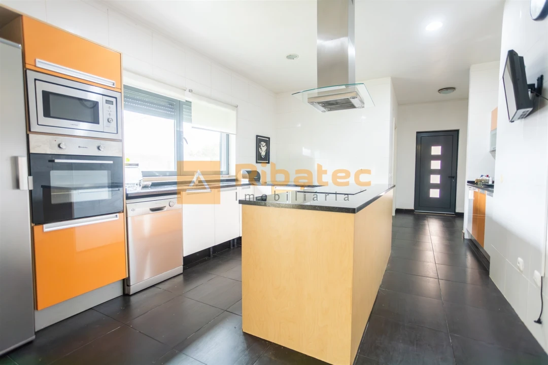 Moradia T3 para Venda em Coruche, Fajarda e Erra Foto 9