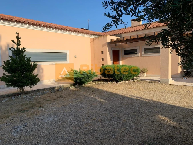 Moradia T3 para Venda em Coruche, Fajarda e Erra Foto 42