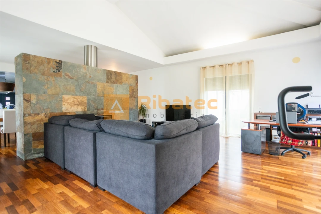 Moradia T3 para Venda em Coruche, Fajarda e Erra Foto 3