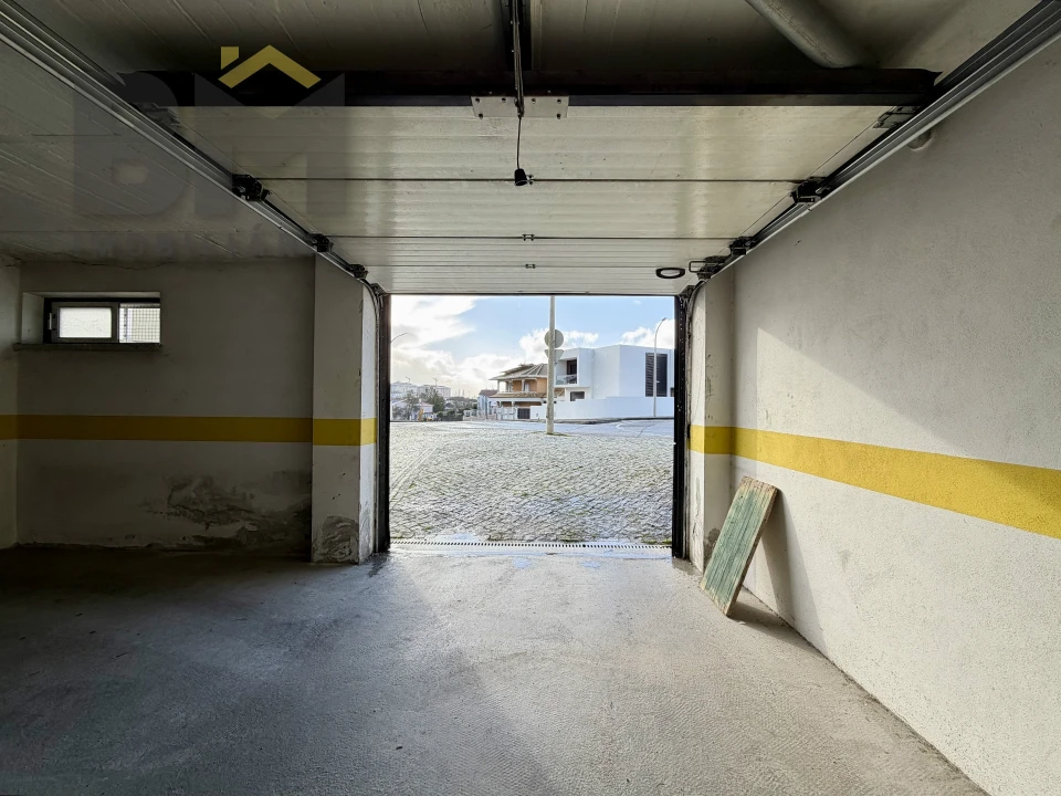 Apartamento T3 para Arrendamento em Castelo Branco Foto 21