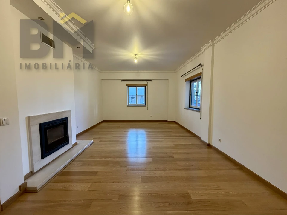 Apartamento T3 para Arrendamento em Castelo Branco Foto 2