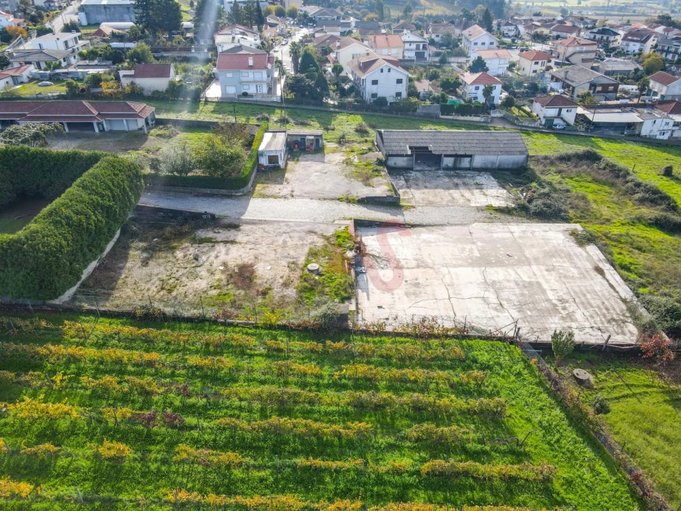 Terreno para Venda em Vila Cova da Lixa e Borba de Godim Foto 5