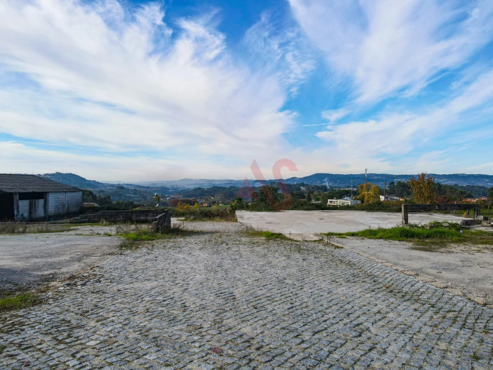 Terreno para Venda em Vila Cova da Lixa e Borba de Godim Foto 10