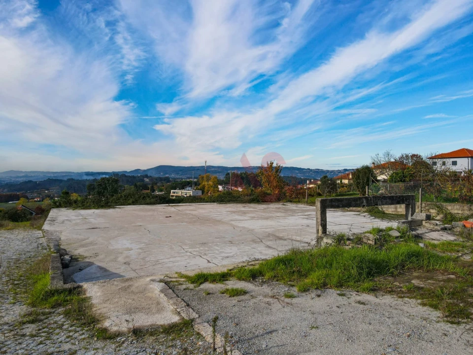 Terreno para Venda em Vila Cova da Lixa e Borba de Godim Foto 11