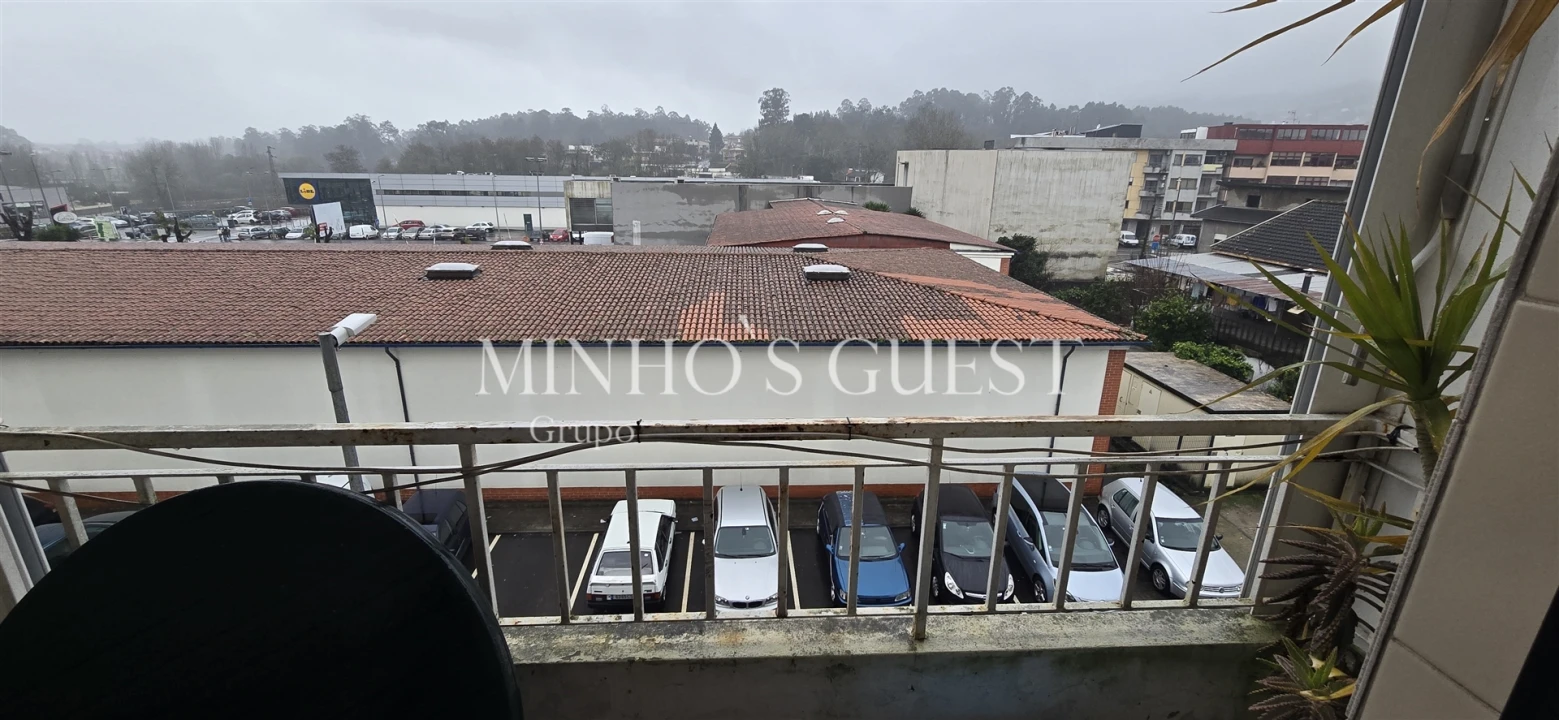 Apartamento T3 para Venda em Vila Verde e Barbudo Foto 5