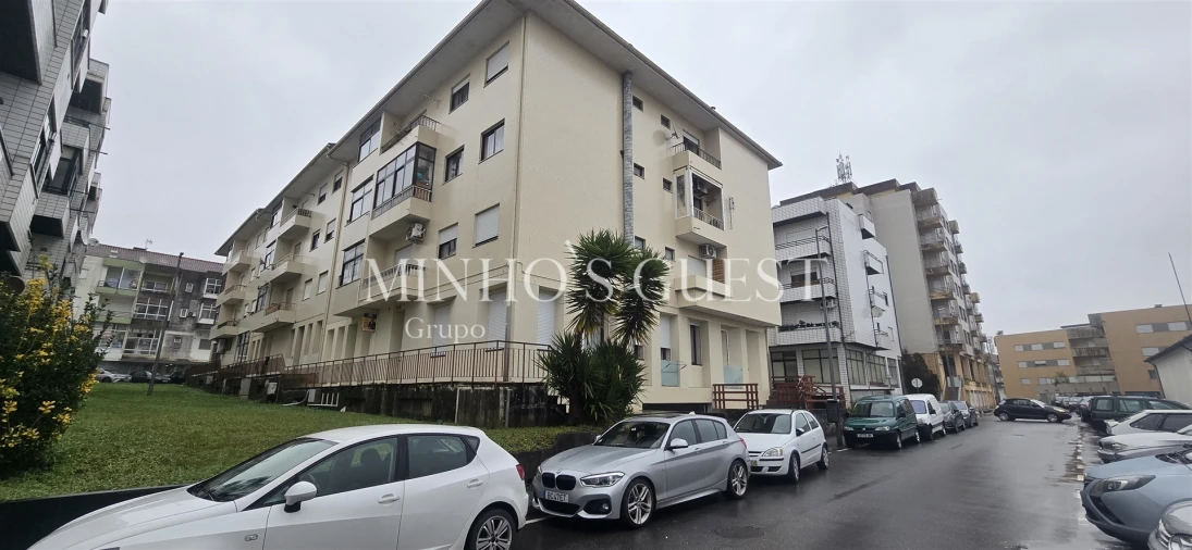 Apartamento T3 para Venda em Vila Verde e Barbudo Foto 24