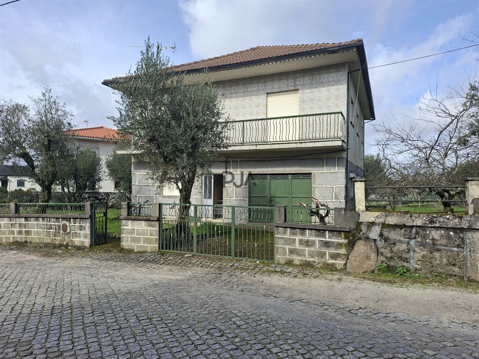 Moradia T5 para Venda em Sezures Foto 21