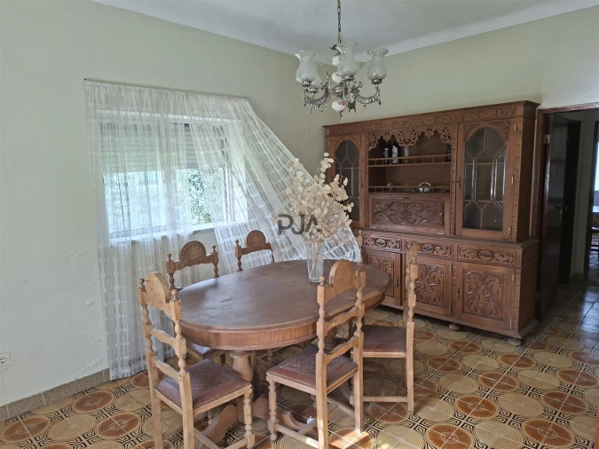 Moradia T5 para Venda em Sezures Foto 2