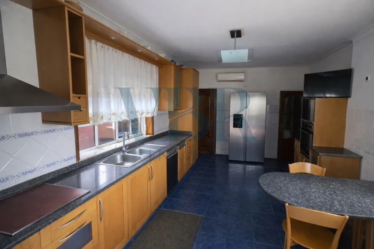 Moradia T3 para Venda em Arnoso (Santa Maria e Santa Eulália) e Sezures Foto 8