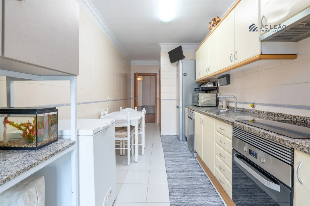 Apartamento T3 para Venda em Paredes Foto 8