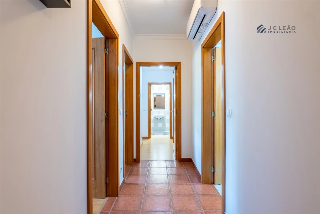 Apartamento T3 para Venda em Paredes Foto 21