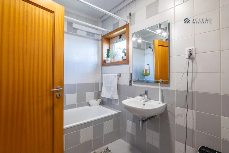 Apartamento T3 para Venda em Paredes Foto 26