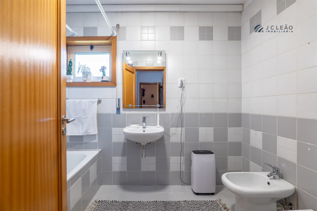 Apartamento T3 para Venda em Paredes Foto 27