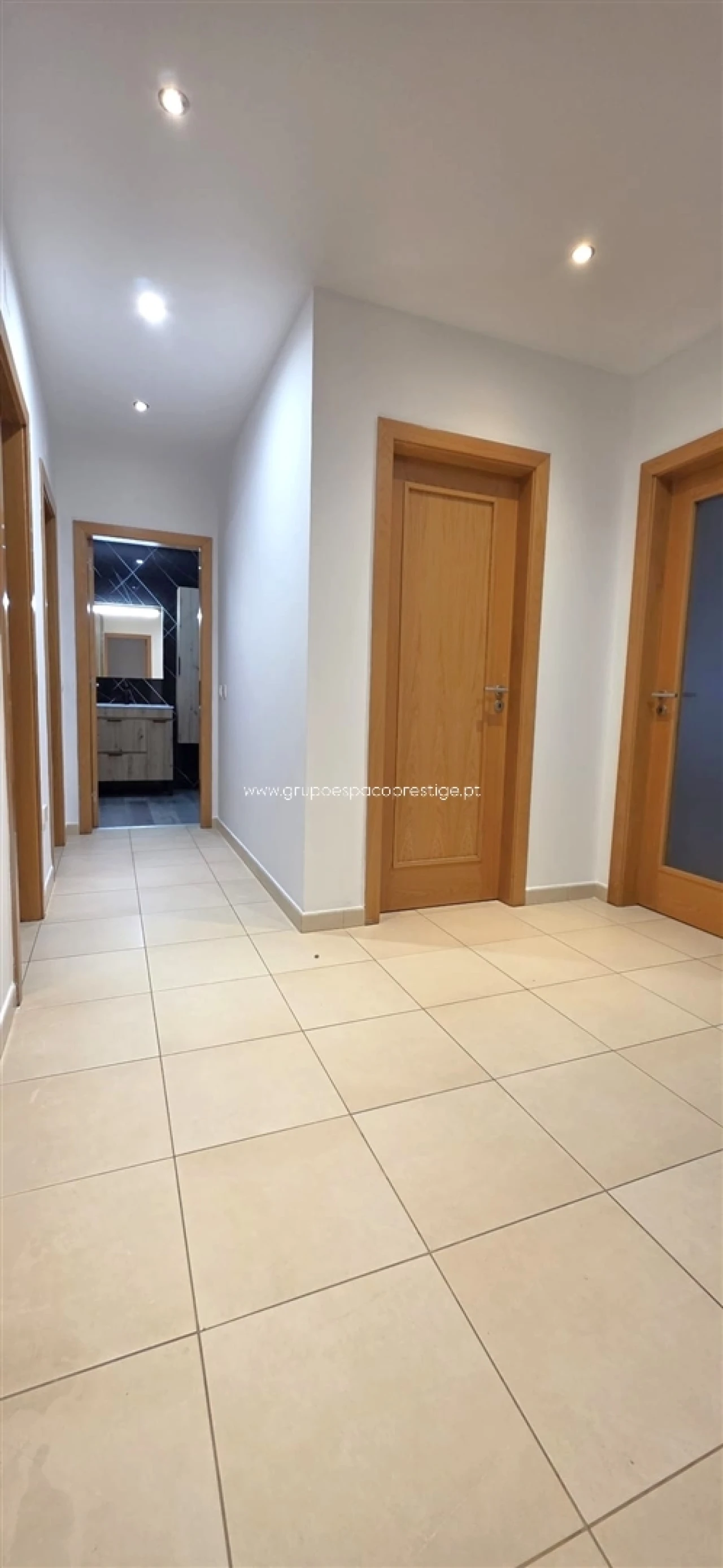 Apartamento T2 para Venda em Pechão Foto 15