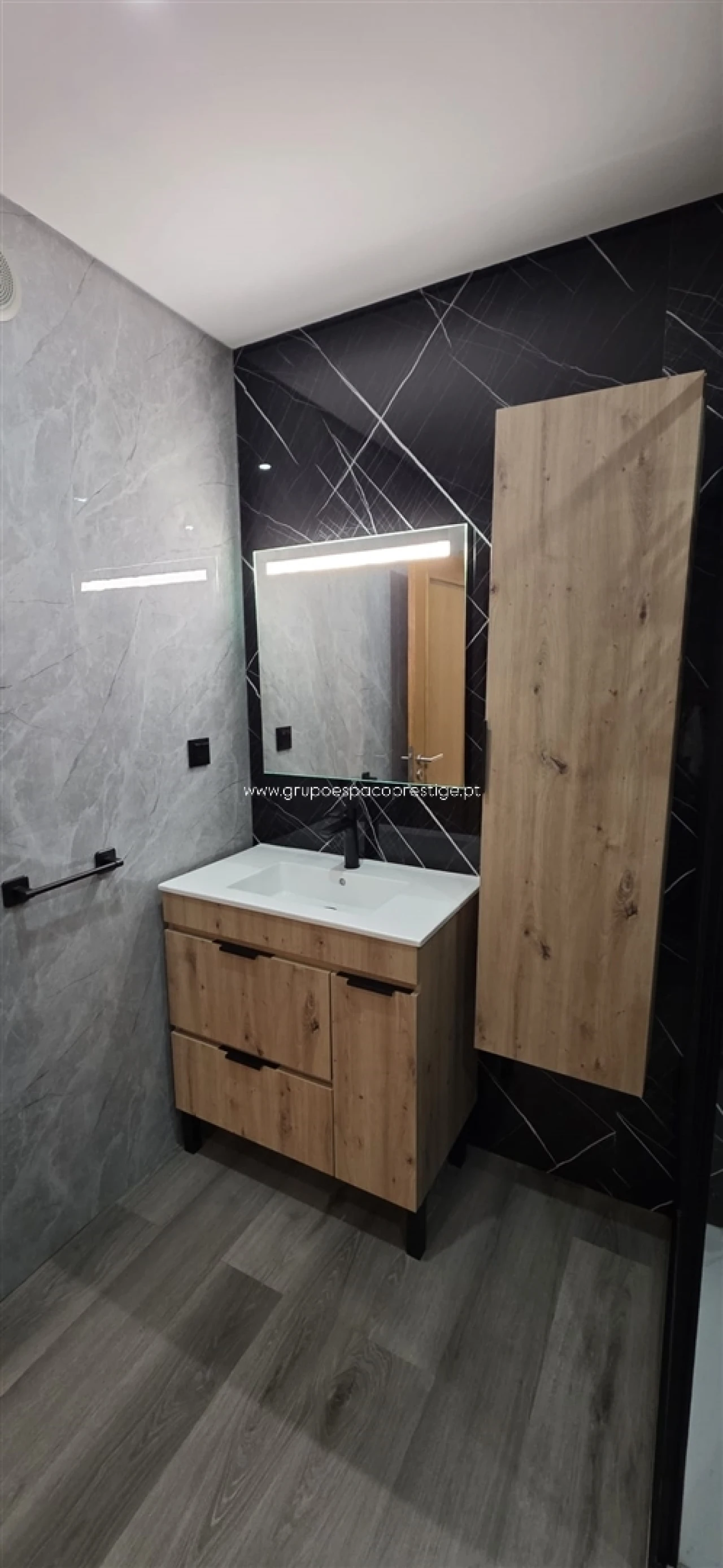 Apartamento T2 para Venda em Pechão Foto 19