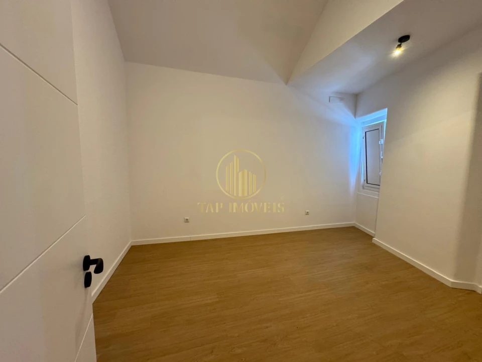 Moradia T0 para Venda em Palmela Foto 6