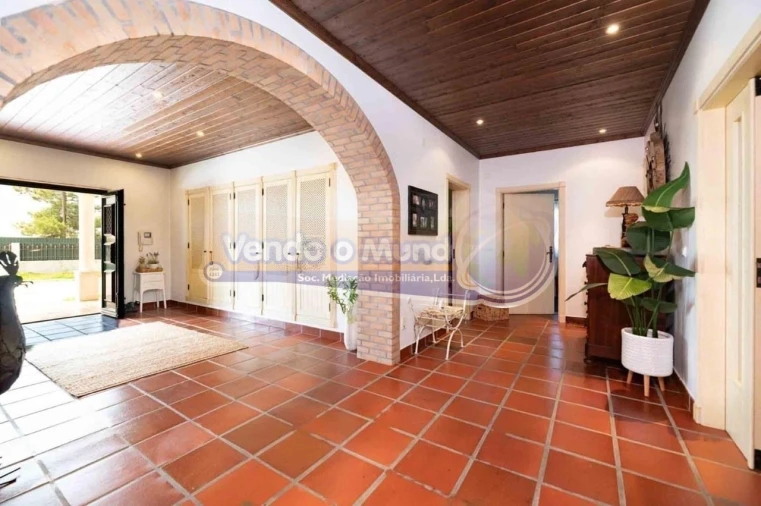 Moradia T4 para Venda em Benavente Foto 11