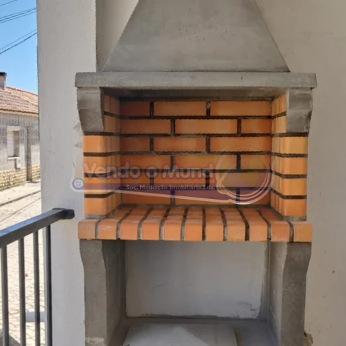 Moradia T2 para Venda em Vila Nova da Rainha Foto 7