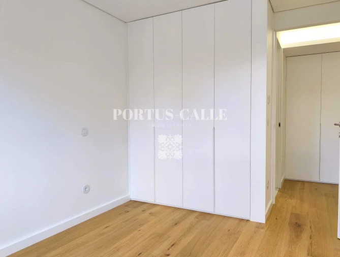 Apartamento T3 para Venda em Lordelo do Ouro e Massarelos Foto 10