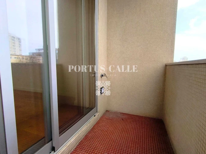 Apartamento T3 para Venda em Lordelo do Ouro e Massarelos Foto 7