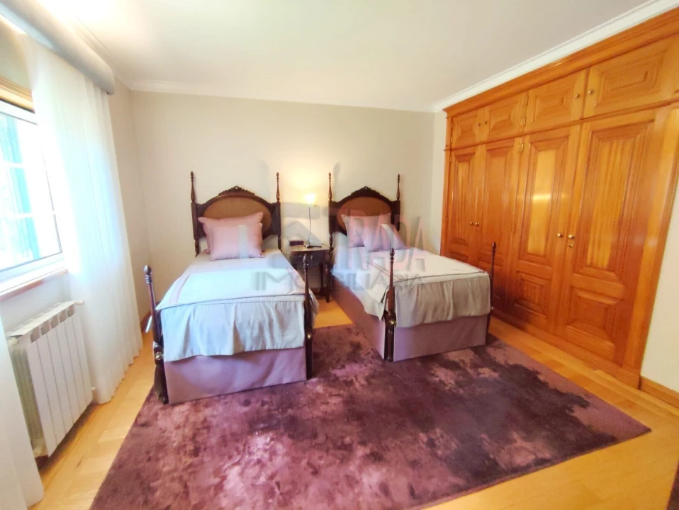 Moradia T5 para Venda em Espinho Foto 20