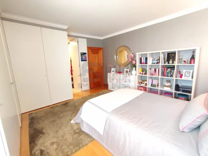 Moradia T5 para Venda em Espinho Foto 15