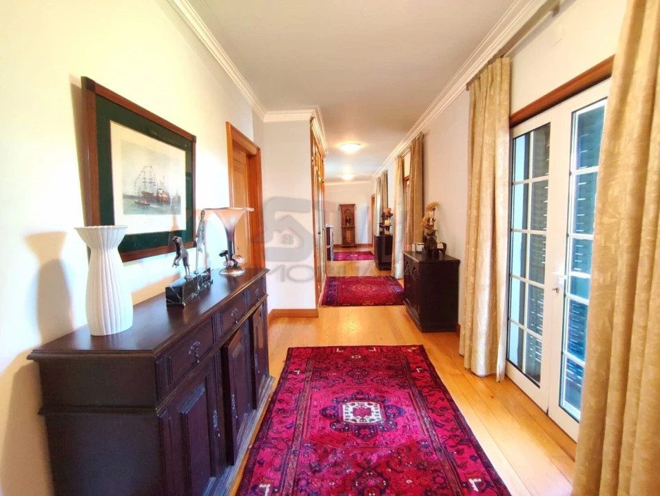 Moradia T5 para Venda em Espinho Foto 8