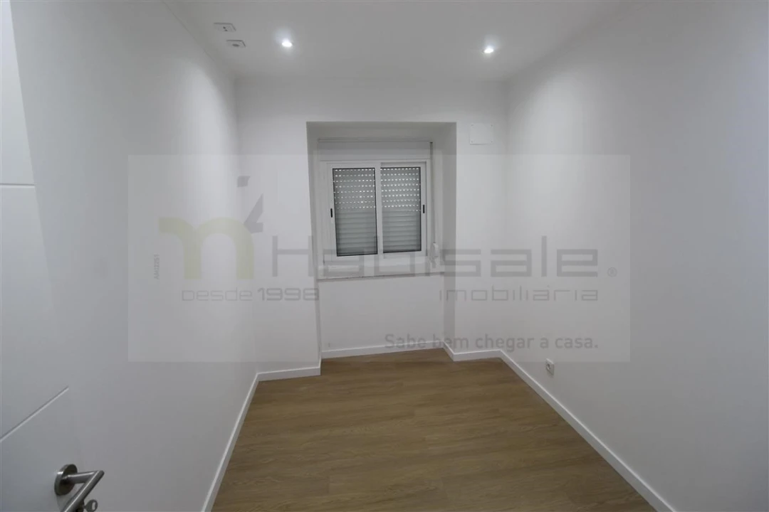 Apartamento T2 para Venda em Mina de Água Foto 7