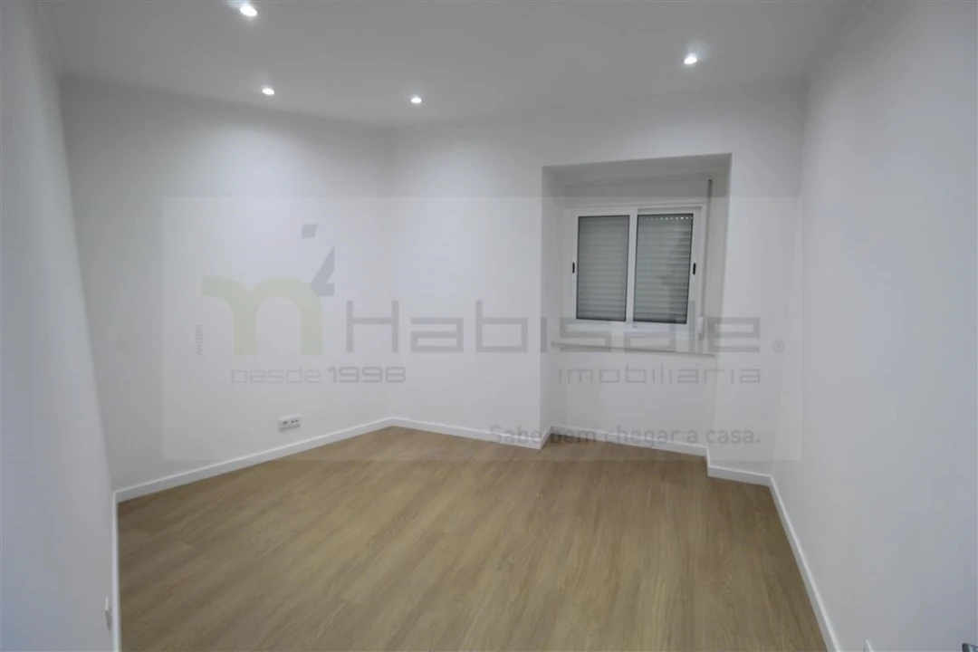 Apartamento T2 para Venda em Mina de Água Foto 8