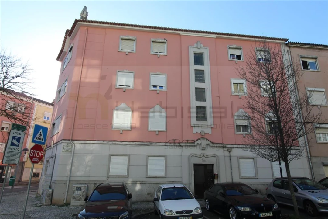 Apartamento T2 para Venda em Mina de Água Foto 14