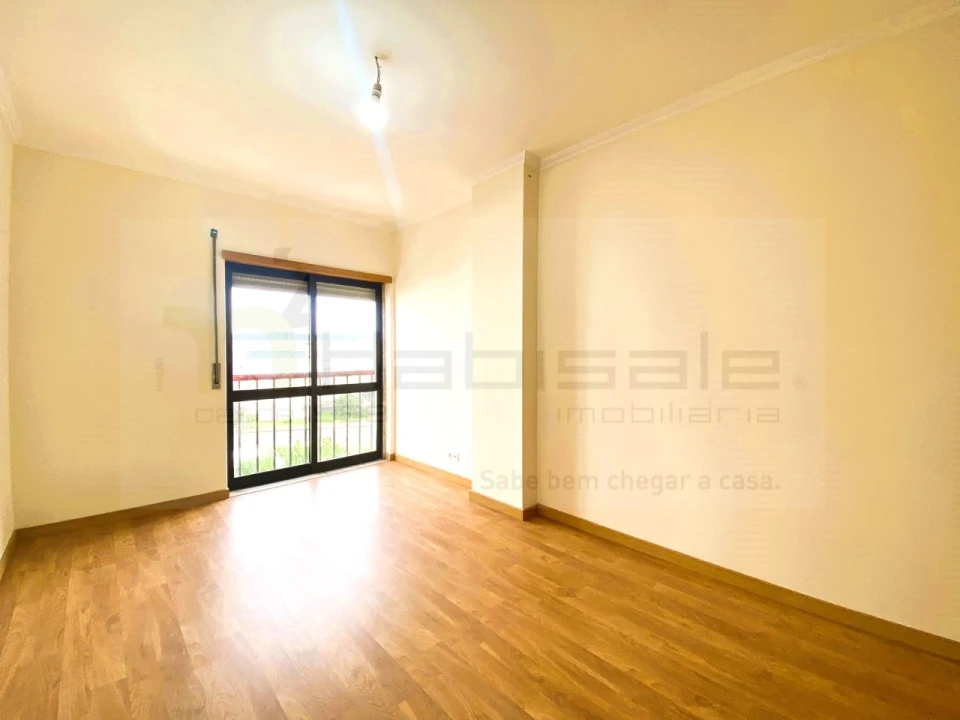 Apartamento T3 para Venda em Rio de Mouro Foto 20