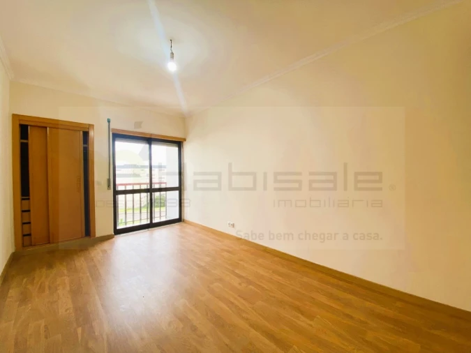 Apartamento T3 para Venda em Rio de Mouro Foto 26