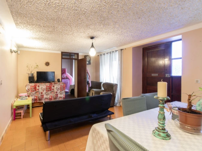 Moradia T3 para Venda em Portunhos e Outil Foto 1