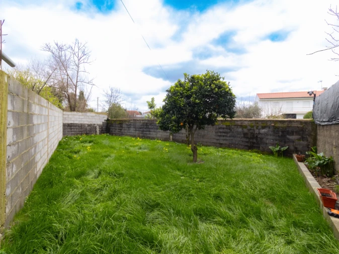 Moradia T3 para Venda em Portunhos e Outil Foto 18