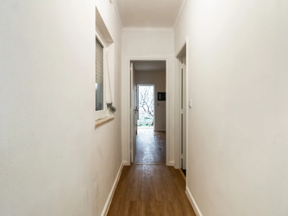 Moradia T4 para Venda em Trouxemil e Torre de Vilela Foto 3