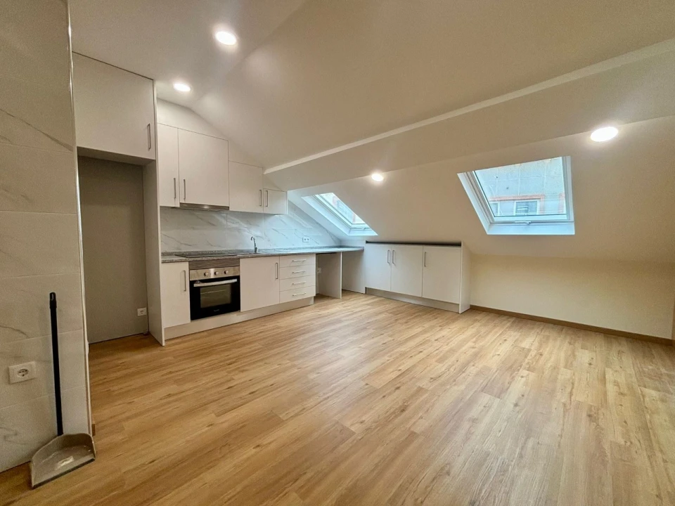 Moradia T3 para Venda em Buarcos Foto 7