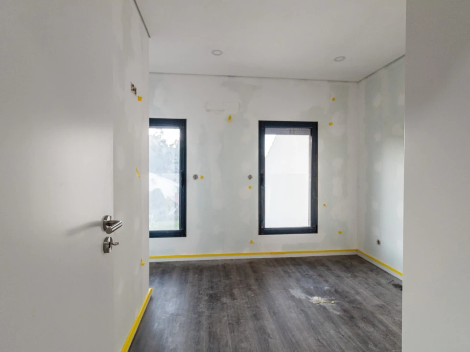 Moradia T1 para Venda em Brasfemes Foto 16