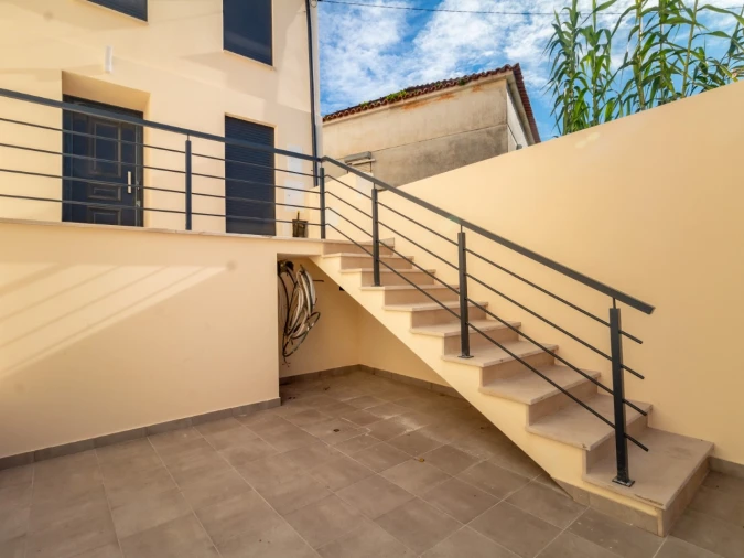 Moradia T1 para Venda em Brasfemes Foto 13