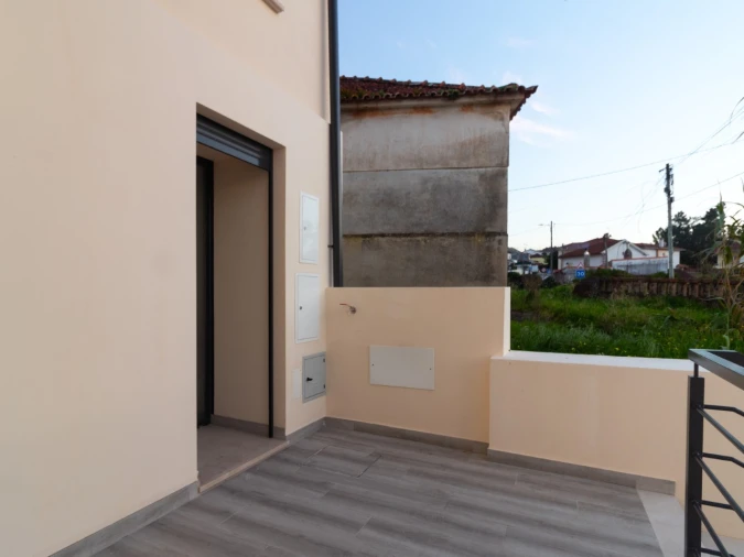 Moradia T1 para Venda em Brasfemes Foto 20