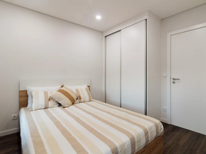 Moradia T1 para Venda em Brasfemes Foto 28