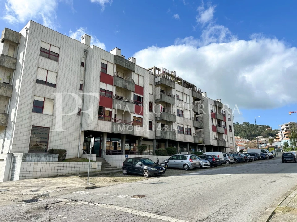Apartamento T2 para Venda em Vila Nova de Famalicão e Calendário Foto 1